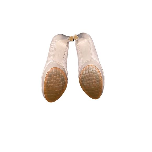 Gently Used Rockport Platform Heels 6.5 - Picture 16 of 16